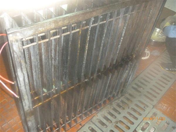 【深圳油煙管道清洗】酒店廚房油煙機-深圳油煙凈化器清洗電話 專業(yè)家電清洗